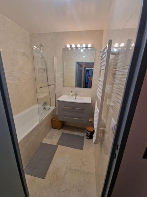 Magnifique Appartement Paris La Defense Bois-Colombes Exterior foto